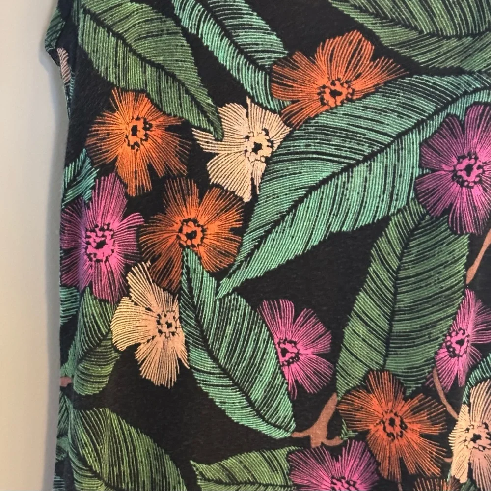 Dynamite| Lightweight Tropical Floral Tank Top in Black, Green, and Pink Sz XXS - Picture 3 of 5